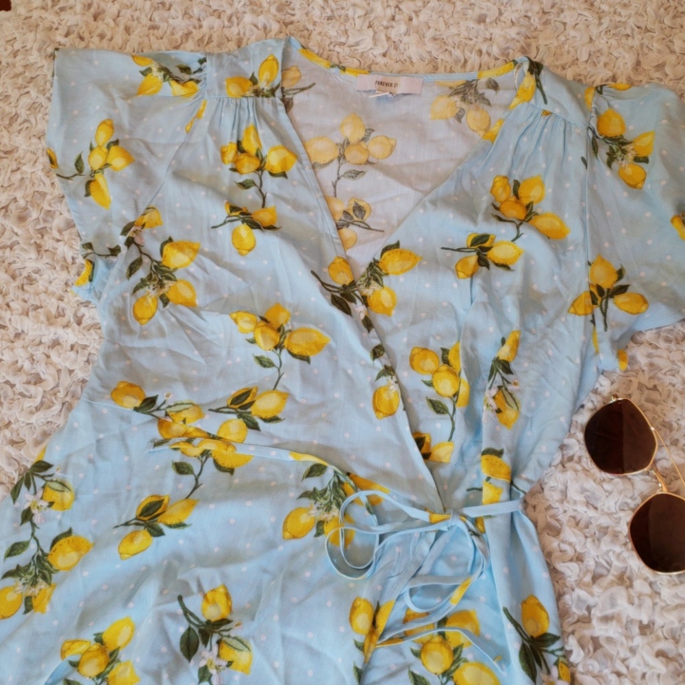 Forever 21 Plus sky blue lemon print dress size 0X